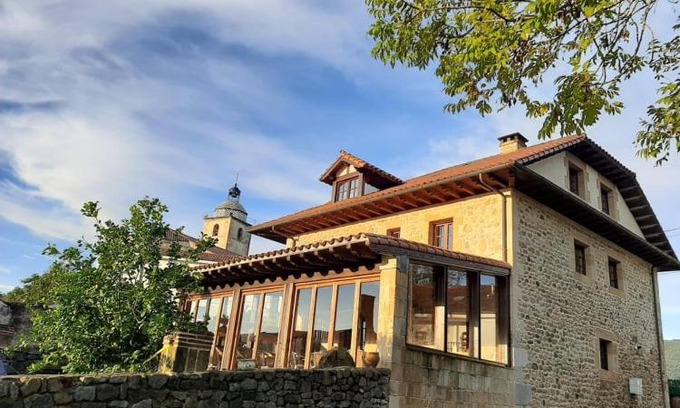 Valdecilla House | Posada El Hidalgo