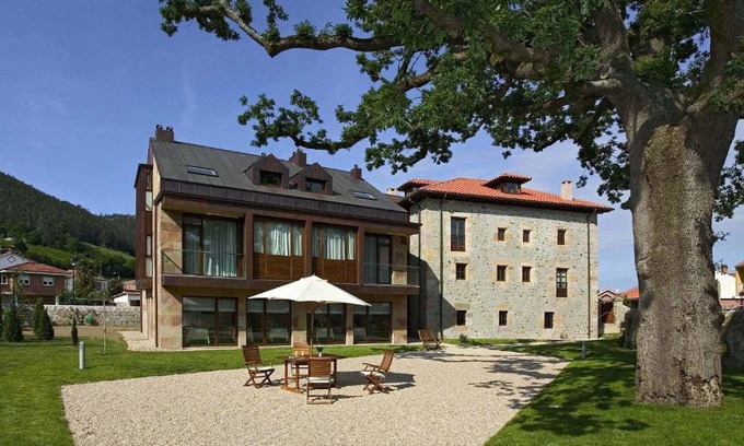 La Cueva Hotel | Posada La Robla