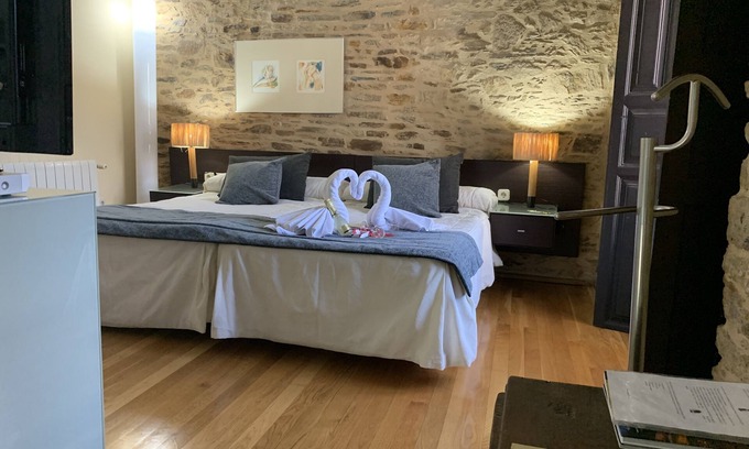 Puebla de Sanabria Hotel | Posada Real La Carteria