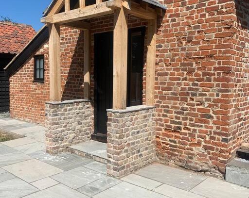 Romford Apartment | POST BOX LODGE x