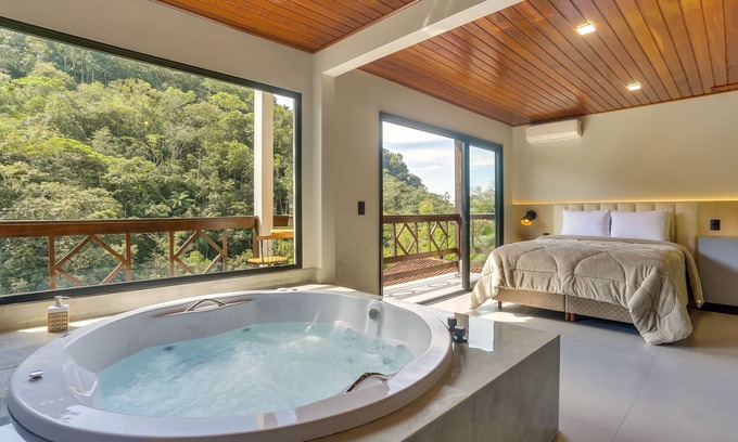 Sao Pedro de Alcantara Hotel | Pousada Alpenhof