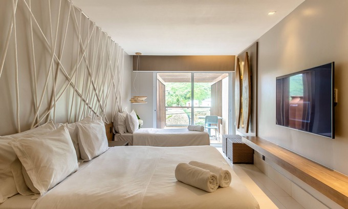 Vila dos Remedios Hotel | Pousada Corveta