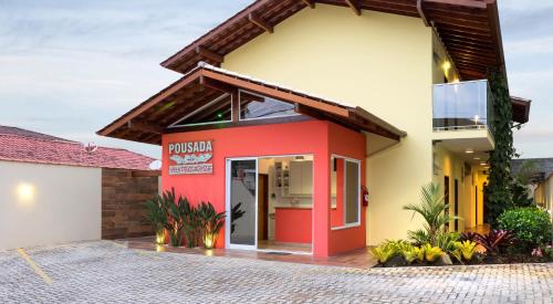 Praia Grande Hotel | Pousada Villa Peixes do Mar