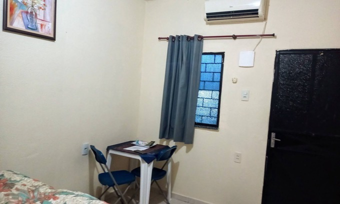 Dom Pedro I House | próximo a Arena da Amazônia, faculdades, praia ponta negra,centro da cidade