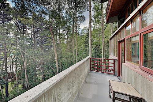 Taos Ski Valley Apartment | Predock 2A