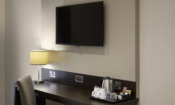 Gatwick Hotel | Premier Inn London Gatwick Airport