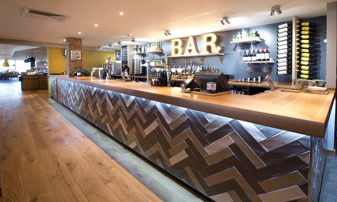 Uxbridge South Hotel | Premier Inn London Uxbridge