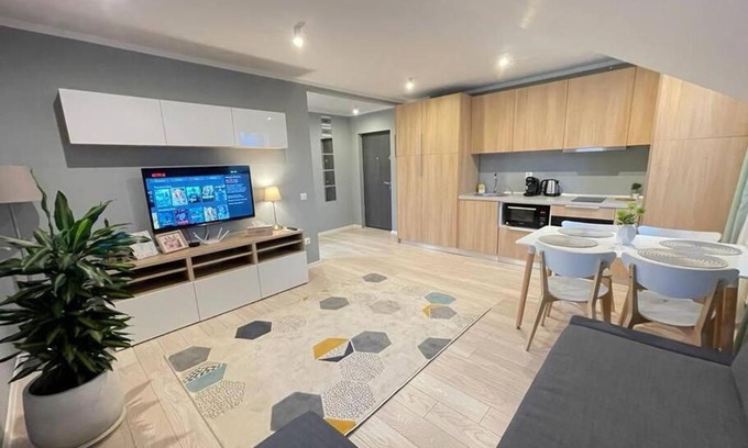 Onesti Apartment | Premium Appartment' in Onesti