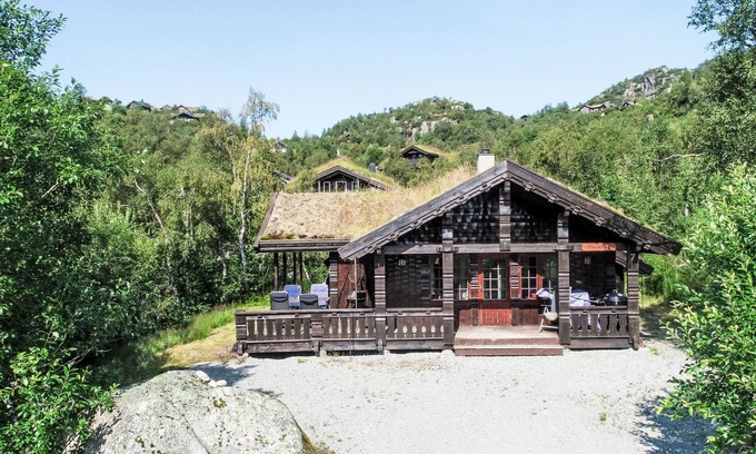 Ljosland House | Prestebu by Interhome