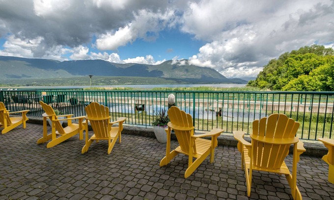 Salmon Arm Resort | Prestige Harbourfront Resort, WorldHotels Luxury