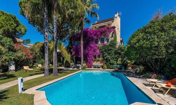 Antibes Villa | Prestigious Villa 8 bd*, jacuzzi, independent studio, pool