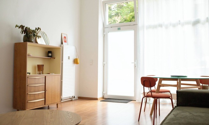 Neukoelln Apartment | Pretty city apartment in a hip neighborhood