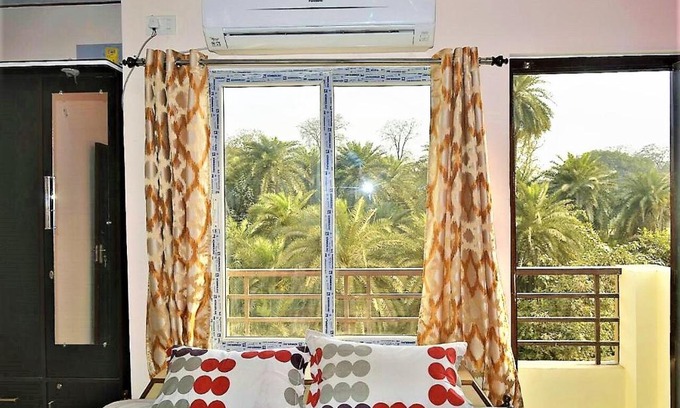 Varanasi Apartment | Pretty Garden View Apartment 3BHK Furnished Flat near Kashi Vishwanath Temple