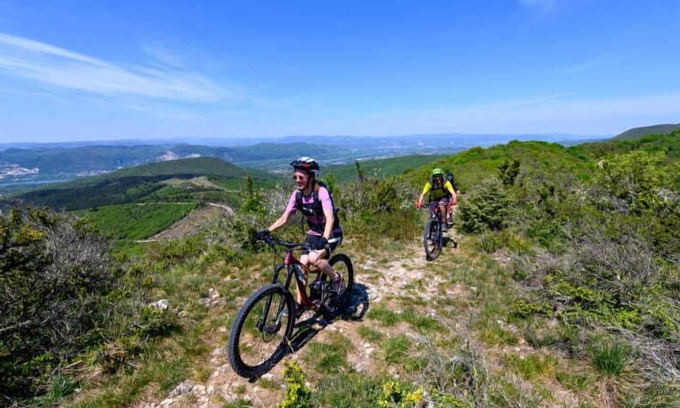 Marsanne Apartment | Pretty House in Marsanne