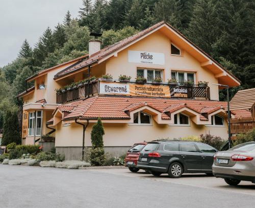 Stare Hory House | Pri Piecke penzión a reštaurácia