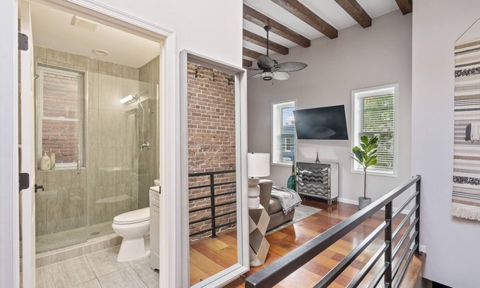 Southwest Apartment | Prime Location! DC’s Southwest and Navy Yard Welcomes You!