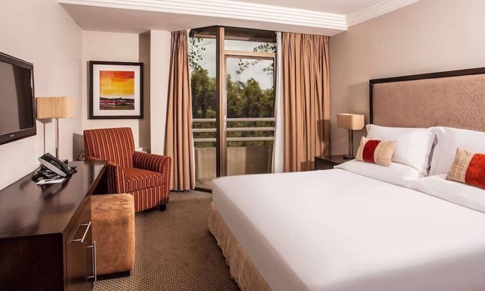 Maseru Hotel | Prime Location! With FREE Parking & Outdoor Pool, Close to Maseru Golf Course!