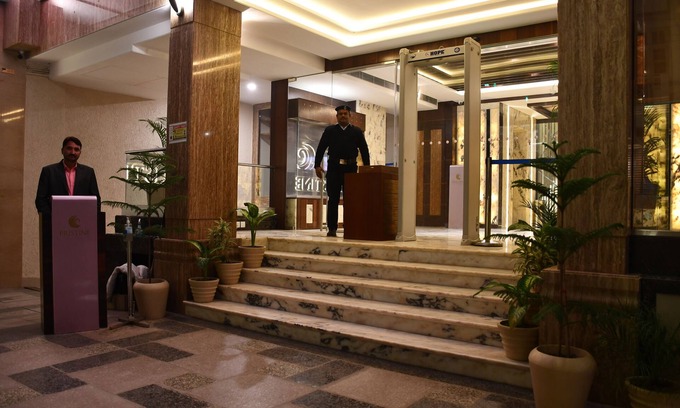 Varanasi Nagar Nigam Hotel | PRISTINE HOTEL