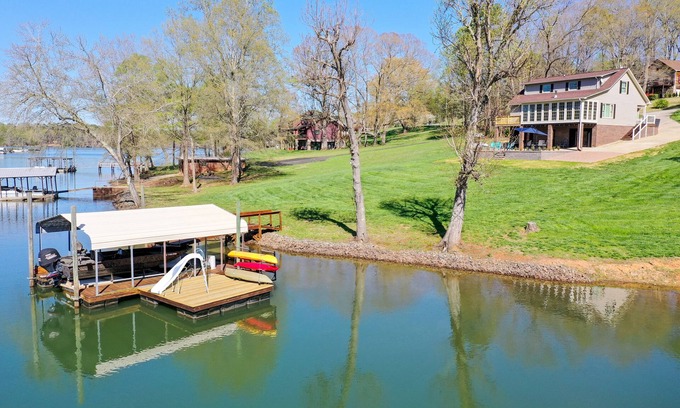 Scotts House | Pristine lake house offering watersports, gameroom favorites, and stunning view