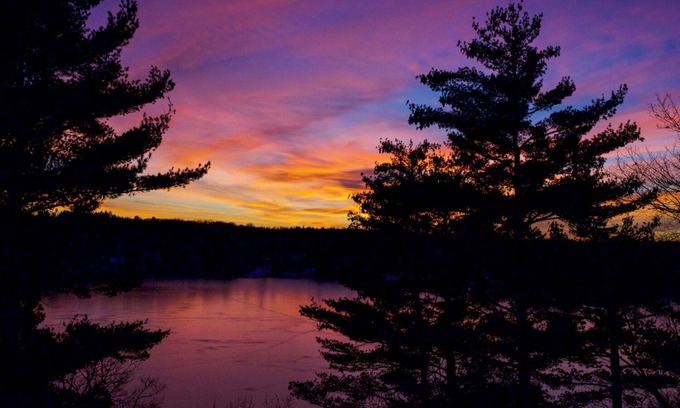 Turtle Lake Cabin | Private 4000 SF Lakefront Home w/Fireplaces, Game Room, Fiber Internet, Deck