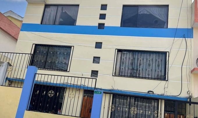 Quito Condo | Private and Quiet Suite With a Panoramic View of the Entire City. Quick - WI FI