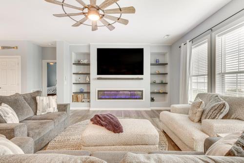 Maryus House | Private Beach and Deck Bayfront Home in Hayes!
