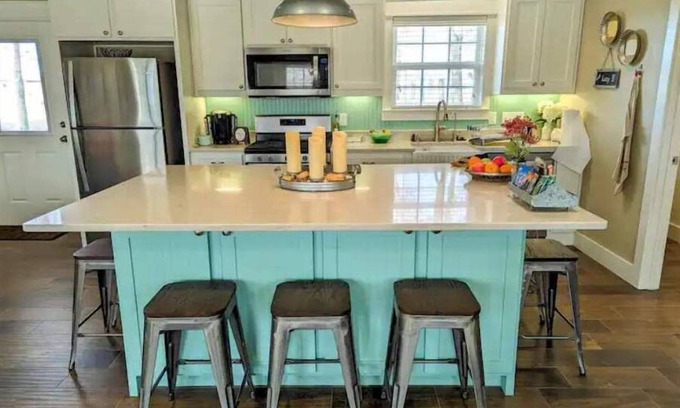 Emory House | Private Cottage at Lake Fork Texas. Fishing and Fun!