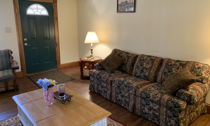 Beach Haven Cottage | Private cottage on Susquehanna river Very private !