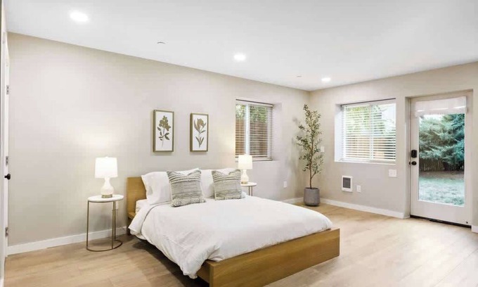 Camas Apartment | Private Guest Suite Near Downtown Camas