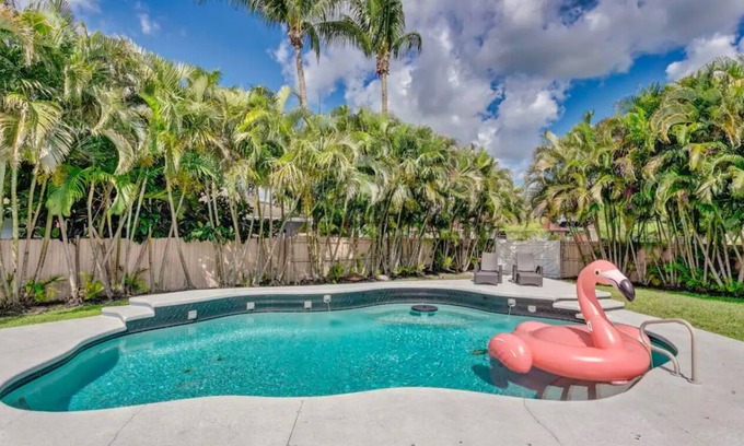 Royal Palm Beach House | Private Home with Oasis Backyard w/Pool, BBQ, King Beds