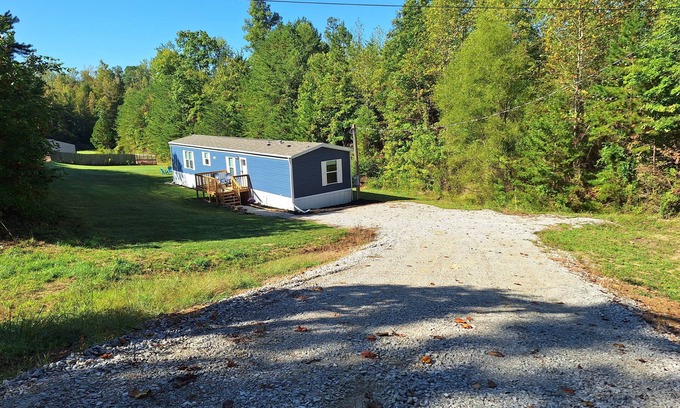 Woodbine House | Private house near Cumberland Falls, Daniel Boone Forest and Laural River Lake