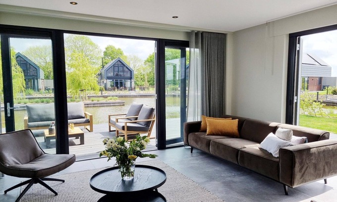 Balk House | Private Jetty + Modern Comfort