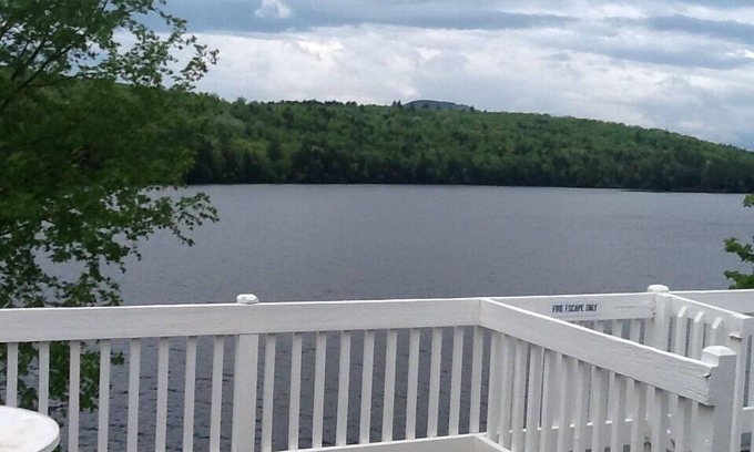 Bryant Pond Condo | Private Lakeside Condo with Roof Deck near Sunday River and Mt Abram