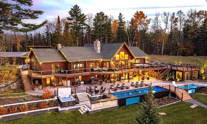 Stone Lake Cabin | Private Lodge 15 Beds/11 Baths Long Lake Sleeps 70