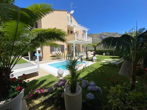 Taormina Villa | Private modern villa in Taormina