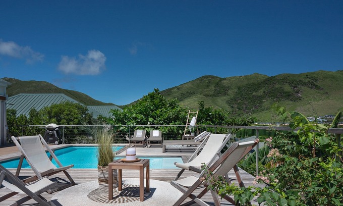 Cul de Sac Villa | ☀️ Private ocean access, kayaks, optic fiber wifi, heated pool ☀️
