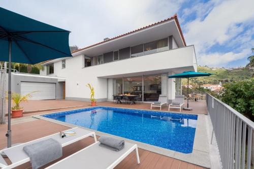 Arco da Calheta Villa | Private pool and sea view - Tropical Villa