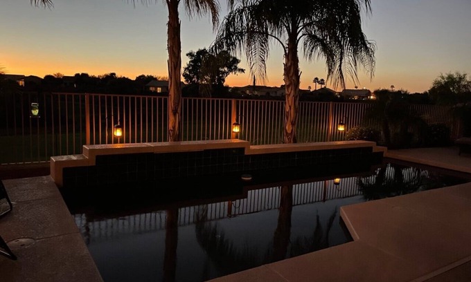 Coyote Lakes House | Private Pool on the Golf Course in Surprise