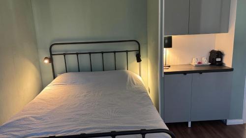 Poll House | Private Room in Cologne Poll