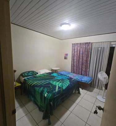 Faaa House | Private Room in our Home Stay by Kohutahia Lodge, 7 min by car to airport and town