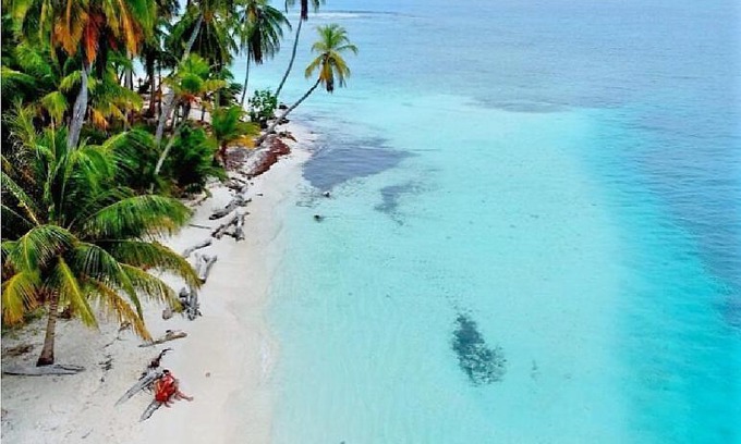 Carti Tupile Cabin | Private Room in San Blas Islands PLUS meals