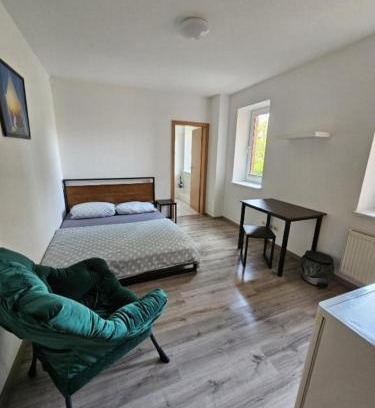 Ortsamt 5 House | Private room with private bathroom