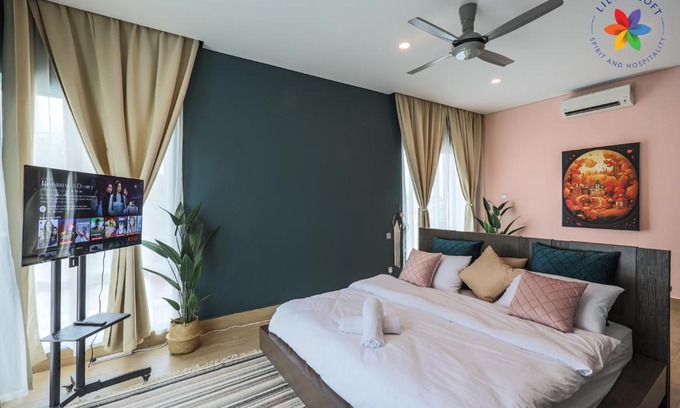 Subang Jaya House | Private Studio in Bungalow by LilyandLoft