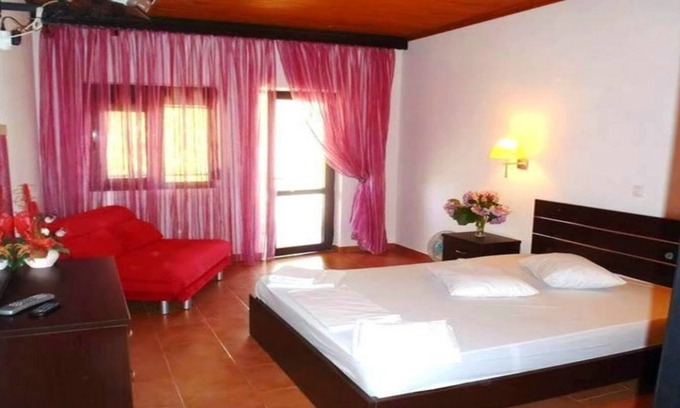 Therma House | Private Studio "Rania" in the middle of Therma