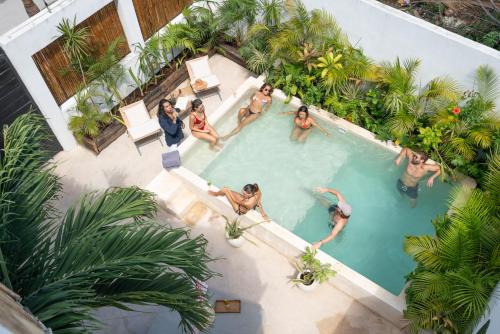 La Veleta Villa | Private villa Maxanab 7rooms pool + Beach club