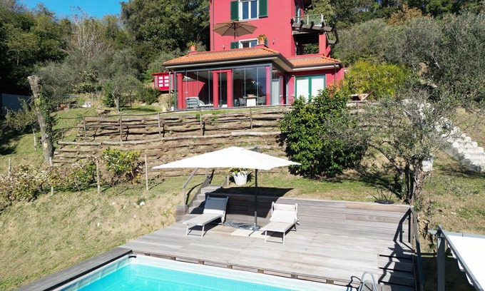 Fosdinovo Villa | Private Villa with WIFI, private pool, TV, patio, panoramic view, parking, close to La Spezia