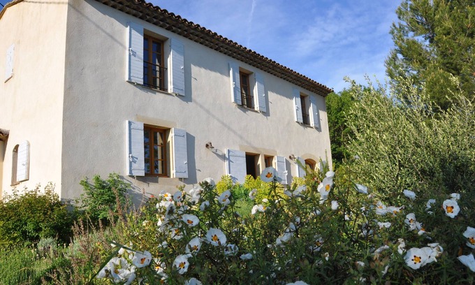 Artigues Other | Provencal country house in peace in the countryside