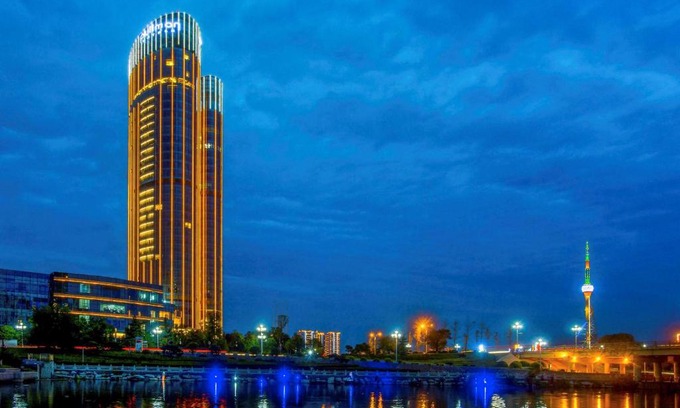 Lanshan District Hotel | Pullman Linyi Lushang