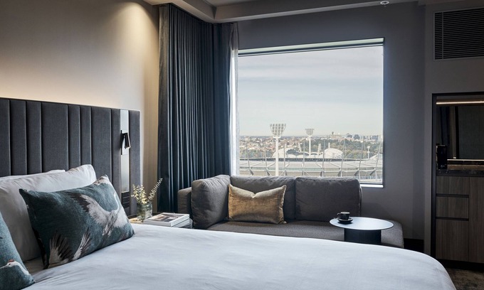 East Melbourne Hotel | Pullman Melbourne on the Park