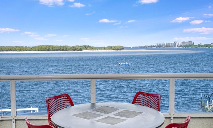 Caloundra Apartment | Pumicestone Quays by Luxury Escapes Caloundra
